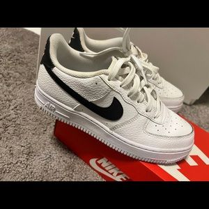 Nike airforces (6W)